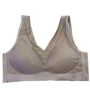 Daisy Fuentes XL nude seamless bra LACE front padded